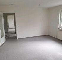 2 Zimmer Wohng, gr. Wohnzimmer, Nußberg-Carré,mit Balkon, TG mögl - Plauen Bahnhofsvorstadt