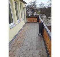 Schöne 4 Zimmer DG-Whg mit großem Balkon - Coburg