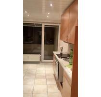 Renovierte 3-Zimmer Wohnung inkl. Garage & EBK - Lampertheim