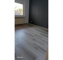 3 Zimmer Wohnung mit Balkon - 460,00 EUR Kaltmiete, ca.  65,00 m² in Holzminden (PLZ: 37603)