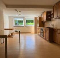 Schöne 2 Zimmer Wohnung mit Einbauküche und Möbeln In Gummersbach