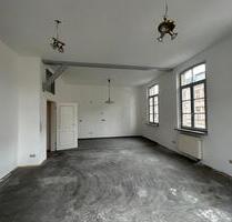 Wunderschöne 4 Zimmer Wohnung im Herzen von fürth