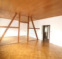 Großzügige 2 12-Zimmer Wohnung in Essen-Katernberg