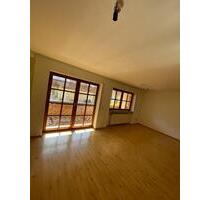 Schöne helle 2 Zimmer Wohnung - 850,00 EUR Kaltmiete, ca.  65,00 m² in Haibach (PLZ: 63808)