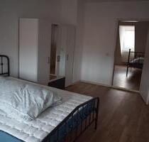 WG Wohnung, 2 Zimmer mit 33m² lichtdurchflutet und möbliert - Gotha