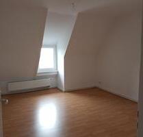 WG-geeignete 2 ZKB-Dachgeschosswohnung - Wiesbaden Biebrich