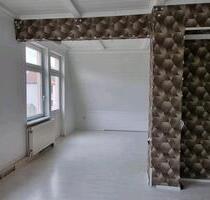 5- Zimmer Altbauwohnung mit Balkon im Zweifamilienhaus in Dwoberg - Delmenhorst Deichhorst