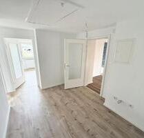 4 Zimmer Wohnung mit Wintergarten - Hanau Groß-Steinheim
