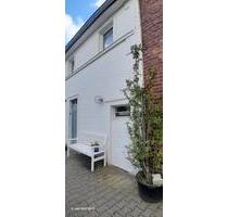 2-Zimmerwohnung mit separatem Eingang - Aachen Aachen-Mitte