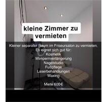 kleine Zimmer Für Tattoo Studio - Neu-Isenburg
