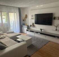 3 Zimmer Wohnung - 1.100,00 EUR Kaltmiete, ca.  79,00 m² in Markdorf (PLZ: 88677)