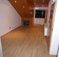 2 Zimmer DG Wohnung in Niederaußem - Bergheim Auenheim