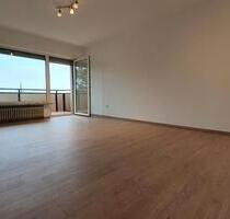 3-Zimmer Wohnung mit Balkon, EBK, Garage und Fahrradschuppen - Rimpar