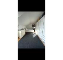 Möblierte Zimmer im 2.OG Komplett Ausgestattet - München Trudering-Riem