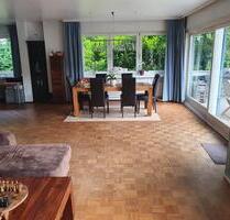 Helle 3-Zimmer-Wohnung mit Garten, voll möbliert auf Zeit. - Mainz Mombach