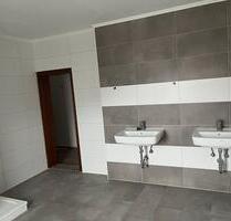 3 Zimmer Wohnung zu vermieten 100 qm Bad WC neu, teilweise renov. - Osterode am Harz