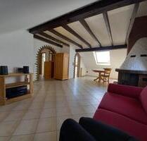 2 Zimmer DG-Wohnung zu vermieten - Arnsberg Holzen