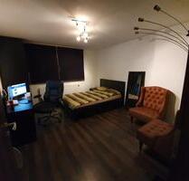 Wohnung 4 Zimmer Dachgeschoss - 1.500,00 EUR Kaltmiete, ca.  88,00 m² in Köln (PLZ: 50827) Ehrenfeld