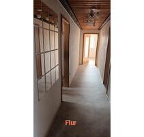3 Zimmer Wohnung Küche Esszimmer Bad Abstellraum Garage Keller - Poppenricht