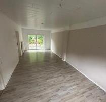 4 Zimmer Wohnung in Emmerzhausen ab 12.25 zu vermieten - Steinebach/Sieg