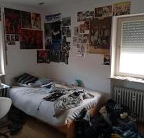 WG Zimmer Ansbach Nähe - 360,00 EUR Kaltmiete, ca.  15,00 m² in Ansbach (PLZ: 91522)