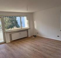 sanierte Zwei- Zimmerwohnung in Hannover-Ahlem; ruhige zentr.Lage