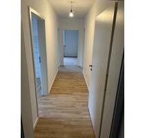 Helle 3 Zimmer Wohnung in zentr. Lage von Breidenbach + Stellpl.