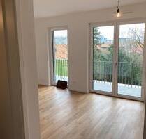 1 Zimmer Wohnung mit Kueche und Balkon in F City West - Frankfurt am Main Bockenheim