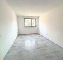 Frisch Sanierte 2-Zimmer DG Wohnung im Herzen von Ludwigshafen ! - Ludwigshafen am Rhein Ludwigshafen-Hemshof
