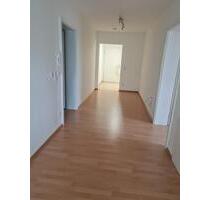 Moderne 4 Zimmer Wohnung mit Garage zu vermieten - Neunburg vorm Wald