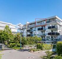 STUFENLOS & GANZ OBEN! Bezugsfreie 2 Zimmer Wohnung mit Balkon, Aufzug und TG-Stellplatz - Wiesbaden Klarenthal