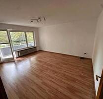 großes Zimmer in 3- WG, nur Frauen, unbefristet, Nähe Kreiller - München Berg am Laim