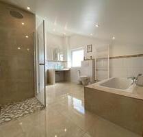 Wohnen auf Zeit schöne 3 Zimmer Dachgeschosswohnung - Sinsheim