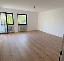 3 Zimmer Erdgeschosswohnung mit Terrasse und Privatgarten - Höchstadt an der Aisch