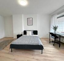 WG Neugründungshared flat: Moderne 5-Zimmer WG in zentraler Lage in Frankfurt am Main