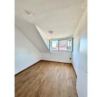 Modernisierte 1,5- Zimmer Wohnung mit EBK in Aachen