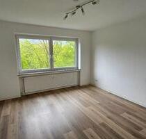 Nices Zimmer in 80m² WG - 400,00 EUR Kaltmiete, ca.  80,00 m² in Oldenburg (PLZ: 26131) Eversten