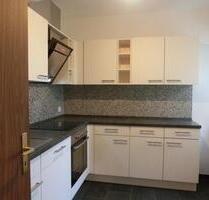 Wunderschöne in 2016 komplett sanierte 3 Zimmer Wohnung + Balkon - Rödermark