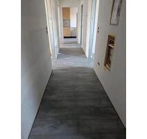 3 Zimmer Dachgeschosswohnung ca. 70 qm mit EBK in Balingen - Geislingen