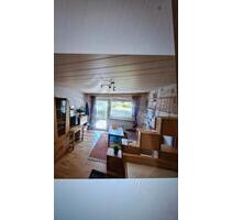 möbliertes Zimmer mit Balkon - 300,00 EUR Kaltmiete, in Hessisch Lichtenau (PLZ: 37235)