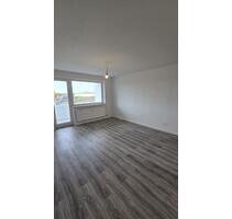 Traumhaft schöne komplett sanierte 3 Zimmer Wohnung mit Balkon in Gelsenkirchen zu vermieten