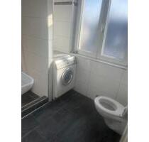 WG Wohnung - 550,00 EUR Kaltmiete, ca.  103,00 m² in Stuttgart (PLZ: 70435) Zuffenhausen