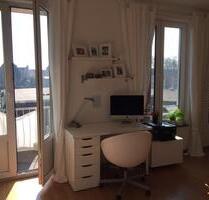 Großes, modernes 1 Zimmer Appartement m. Balkon in Köln Raderberg
