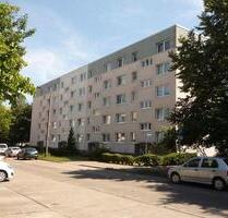 3 Zimmer im 2. OG mit Wanne - 365,00 EUR Kaltmiete, ca.  54,89 m² in Schwerin (PLZ: 19057) Friedrichsthal