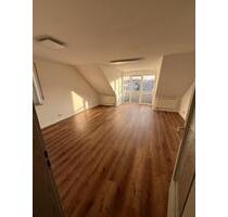 Renovierte 2-Zimmer Maisonette-Wohnung - Fürth Bislohe