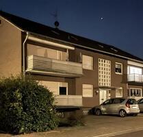2 Zimmer Dachgeschoßwohnung - 760,00 EUR Kaltmiete, ca.  68,60 m² in Emmerich am Rhein (PLZ: 46446)