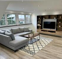 Moderne Lichtdurchflutete 2 Zimmer Dachgeschosswohnung !!! - Nürnberg Gaismannshof