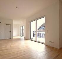 Barrierefreie, moderne 3-Zimmer City-Wohnung mit Balkon, Aufzug und KFZ-Stellplatz - Büdingen