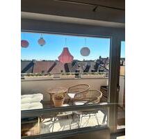 NUR 1 PERSON in 2er WG in 4 Zimmer Wohnung mit Burgblick, Maxfeld - Nürnberg Herrnhütte