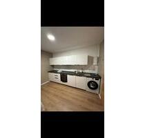 2 Zimmer Wohnung mit EBK ab 01.12.25 - Hochheim am Main